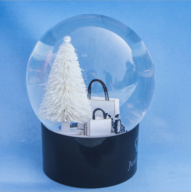 souvenir gift snow globe dubai taiwai 101