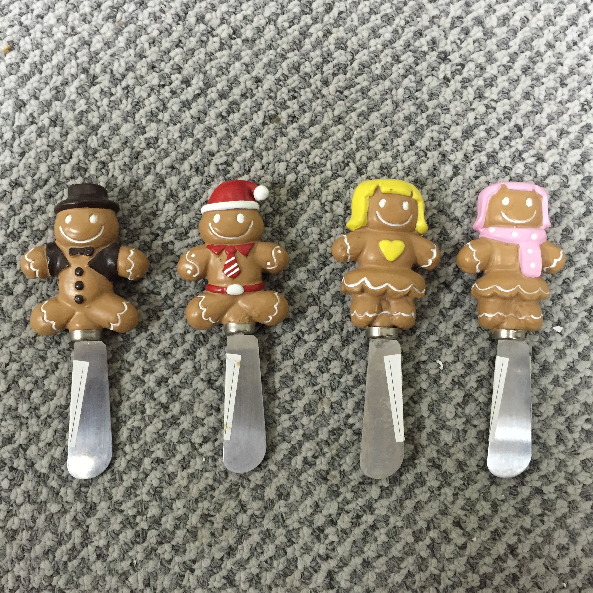 New Unique Christmas-themed Cheese Spreaders,holiday cheese spreaders,gingerman cheese spreader sets