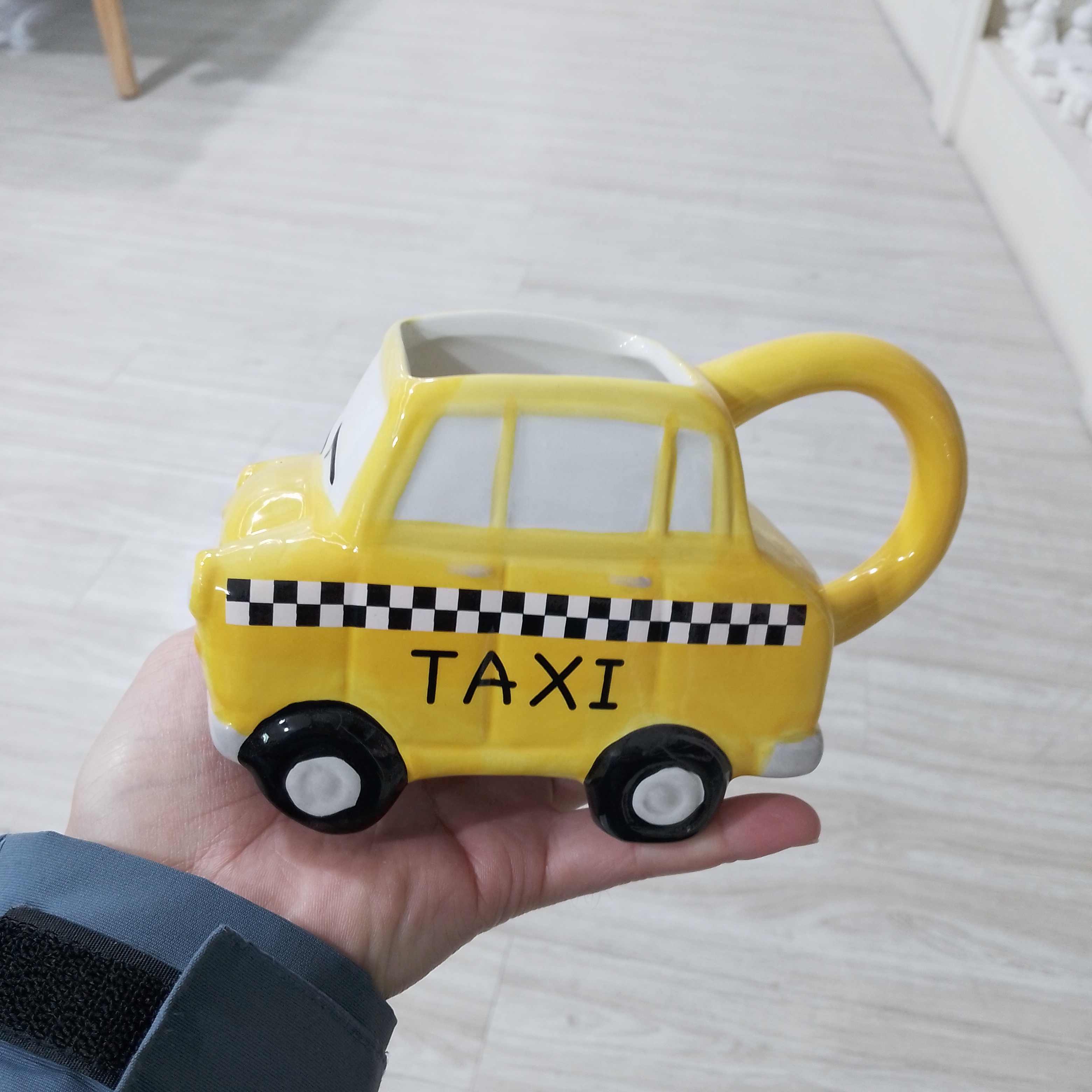 3D Taxi Car Shaped Ceramic Coffee mugs, Hand painted, Customizable