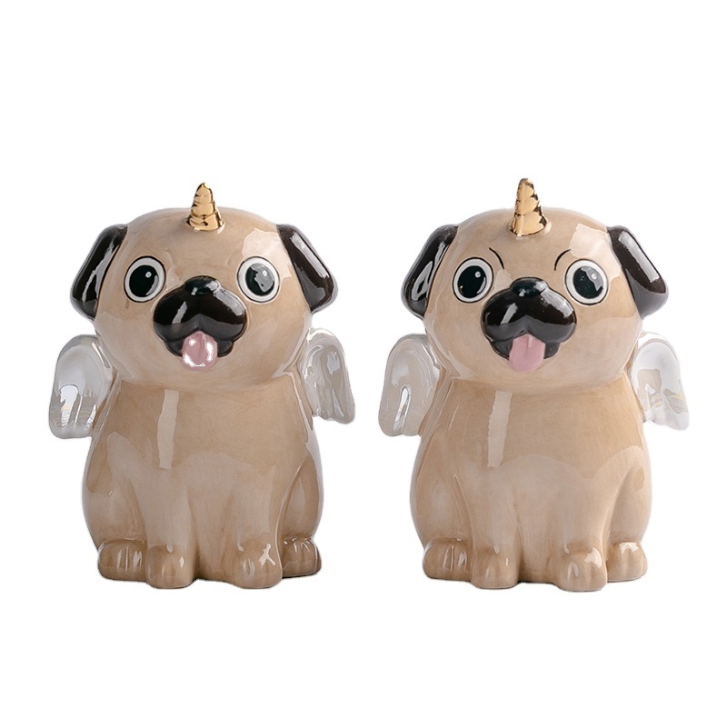 Hand painted  Ceramic Pug dog Salt pepper Shaker 2.5 inch tall  Portable  picnic salt pepper shaker set