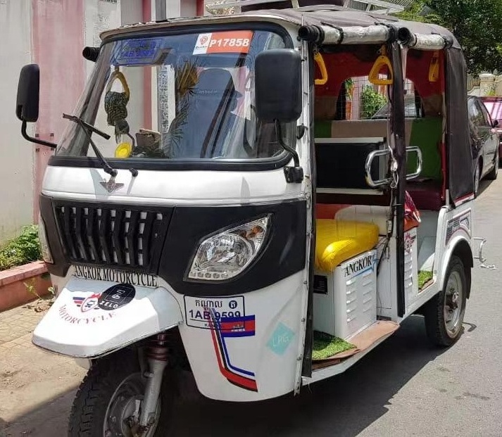 Three Wheel Taxi Cab Motor Trike 4 Seats KeKe Pedicab Commercial Tricycle For Passenger