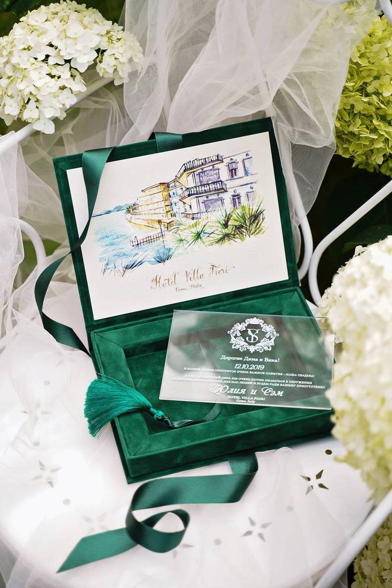 custom luxury Emerald Green Velvet Acrylic Invitations card vellum paper printing Weddings gift box