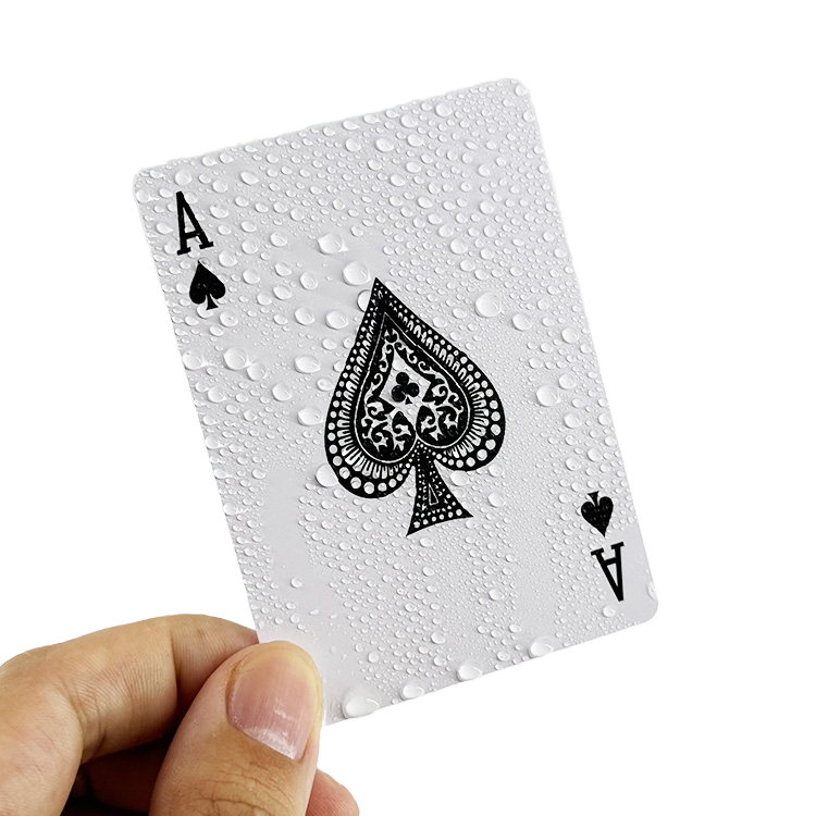 Factory OEM Custom PVC Original Lenticular Playing Card Bridge Size Gilded Side Plastic Poker Playing Cards