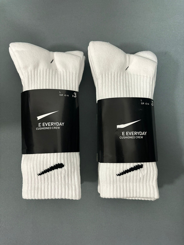 Wholesale high quality sport sock 6 pack knitting cotton white basketball grip socks men english labels