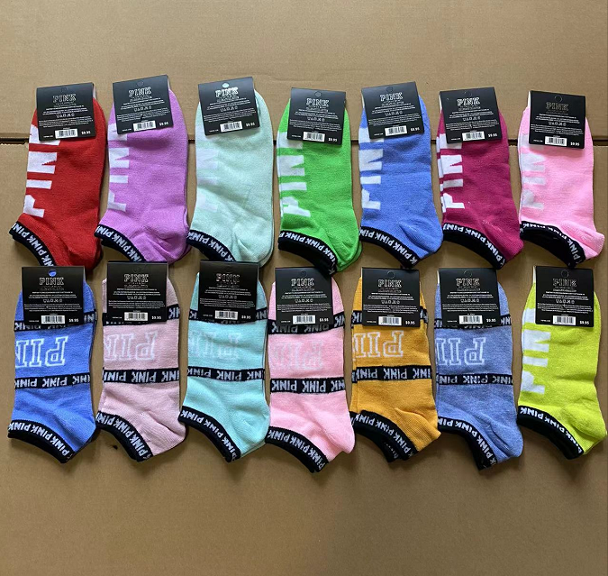 Fashion girls pink soccer athletic grip socks designer custom logo cotton long socks wholesale