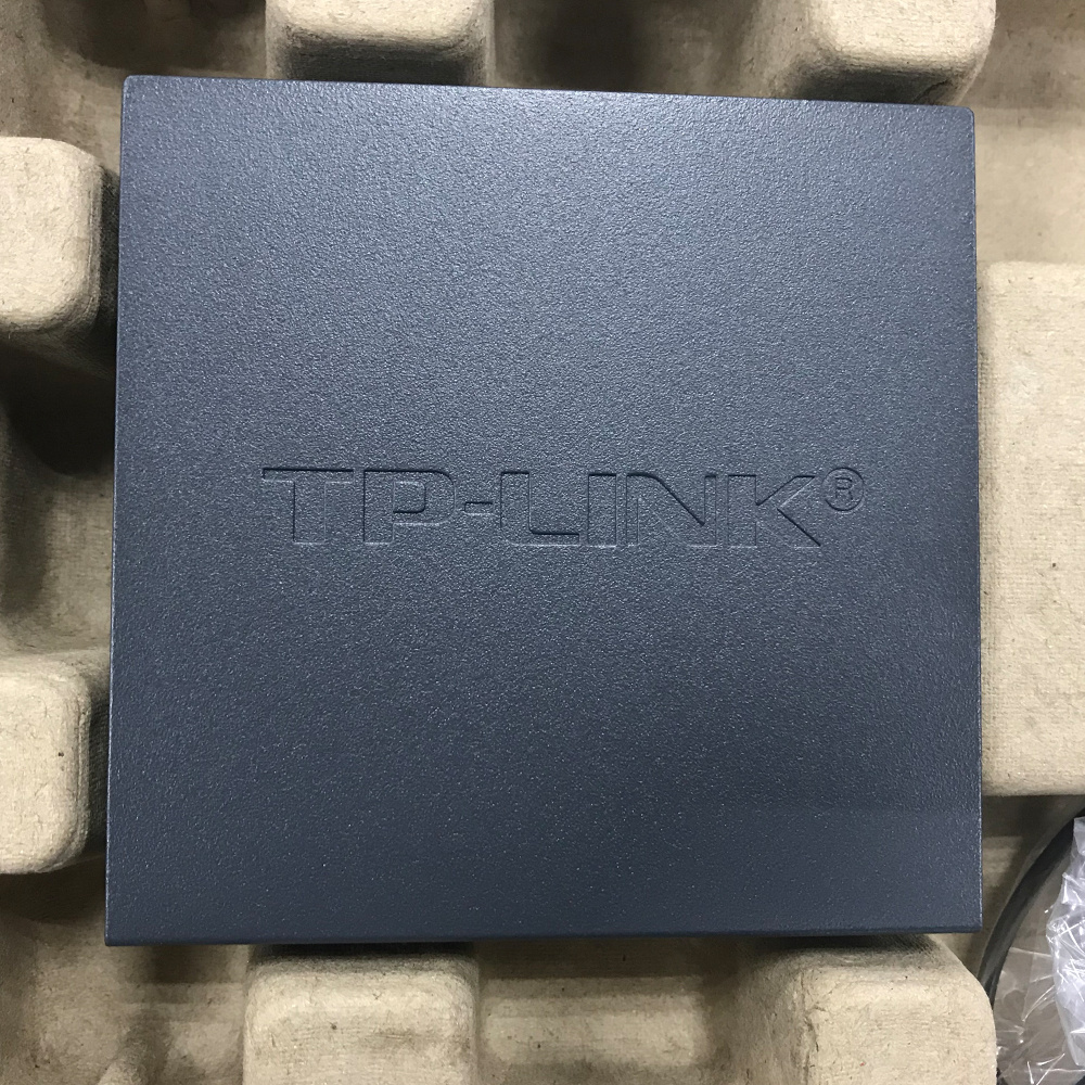 TP-Link TL-SG1005D for Desktop Switch 5-port Gigabit metal network monitoring deconcentrator 10/100/1000mbp switch