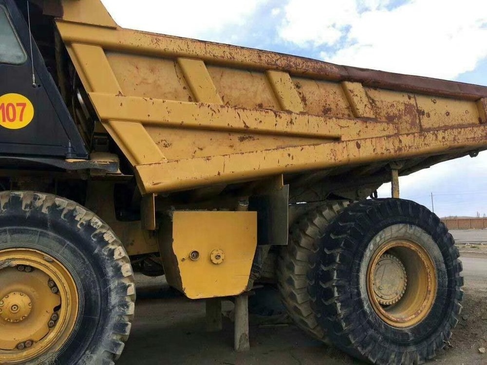 Used dump truck cat 773D FOR SALE high quality and good after-service