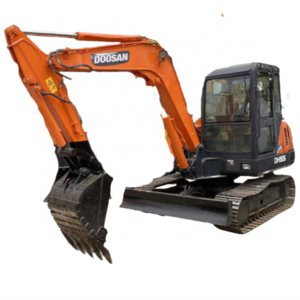 Used Doosan DH55 excavator Doosan  DH55 mini excavator excavadora may xuc with rubber tracker and dozer blade