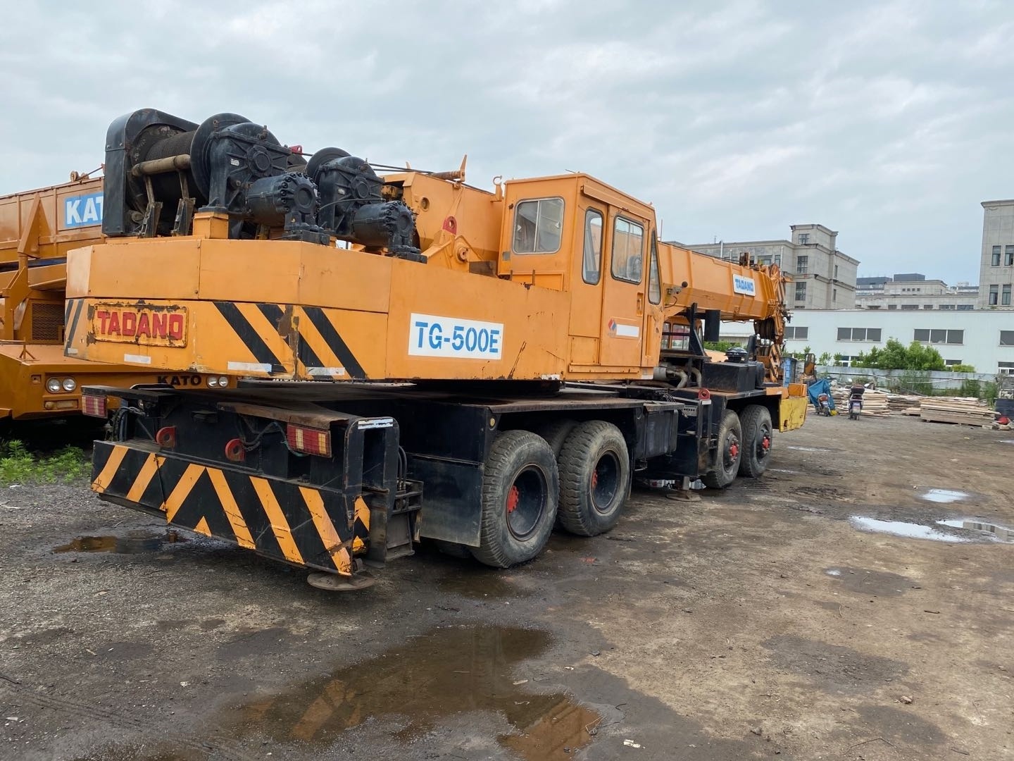 Used original Japan mobile crane TADANO 50 TON secondhand hydraulic truck machine for sale in Shanghai good condition low price