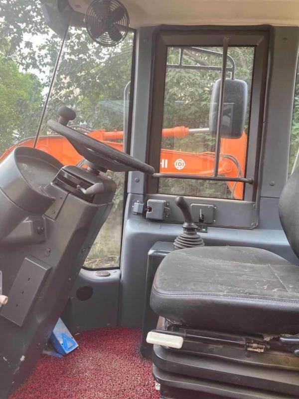 Hot Selling Machine Used China loaders SDLG 956 for sale in Shanghai good quality cheap price Hydraulic Machine good condition