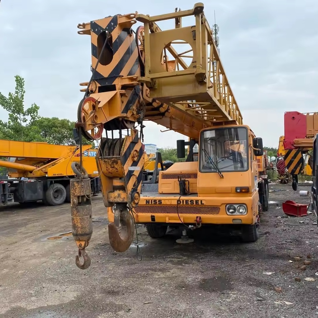 Used original Japan mobile crane TADANO 50 TON secondhand hydraulic truck machine for sale in Shanghai good condition low price