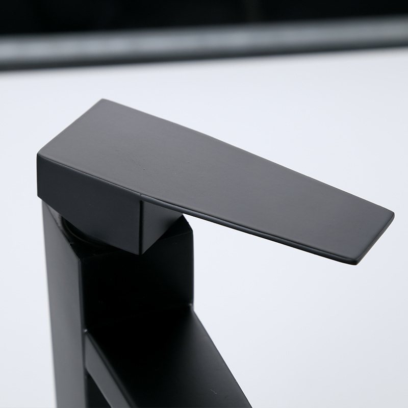 Hot Factory Customized Black Square Single Hole Modern Vanity Sink Faucet for Lavatory Bathroom