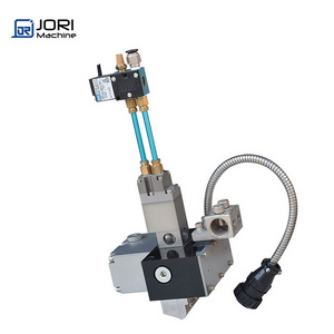 Semi Automatic Gluing Gun Low Cost Gun Glue Melt Scraper Nozzle Slot Die Gun For Glue Machinery