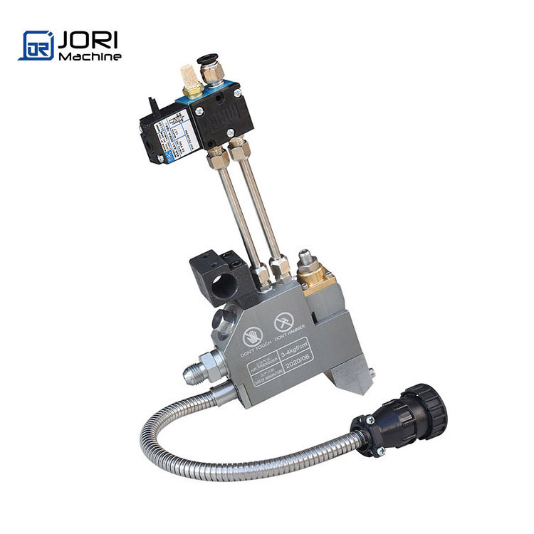 Semi Automatic Gluing Gun Low Cost Gun Glue Melt Scraper Nozzle Slot Die Gun For Glue Machinery