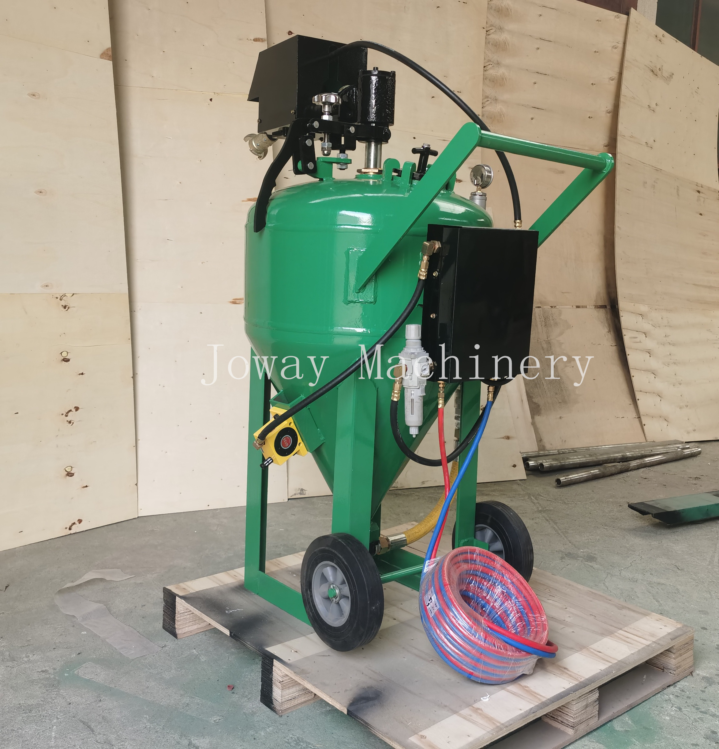 Tank Dry Blaster Cleaning Machine Sandblasting DB 800 Sand Blaster db500 with Wheel db500 Gun Blasting Dustless Steel Blaster