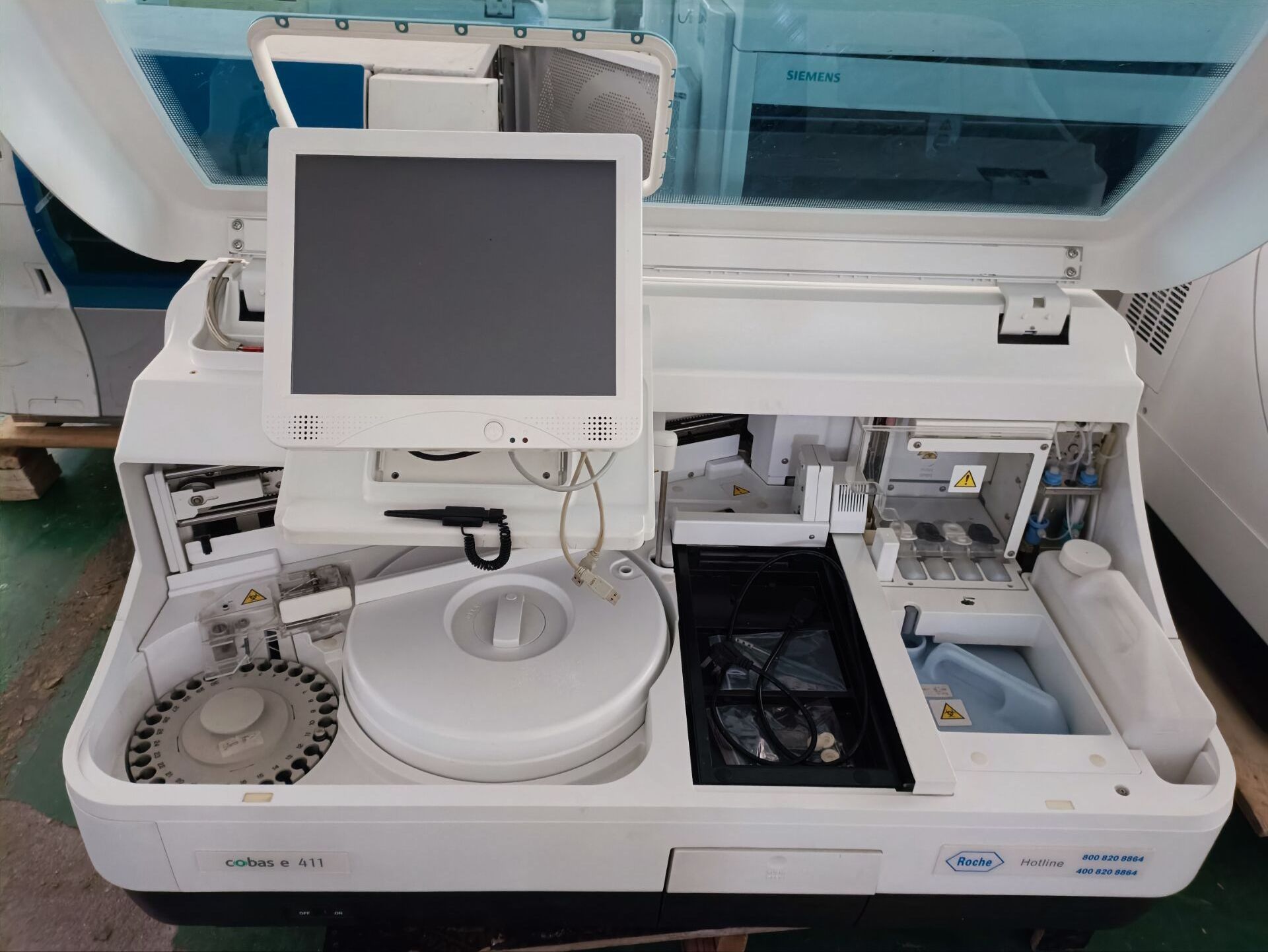 Refurbished Cobas E411 Immunoassay analyzer Used Roche COBAS e411 Good Condition Laboratory Equipment Cheap Price Ready to Ship