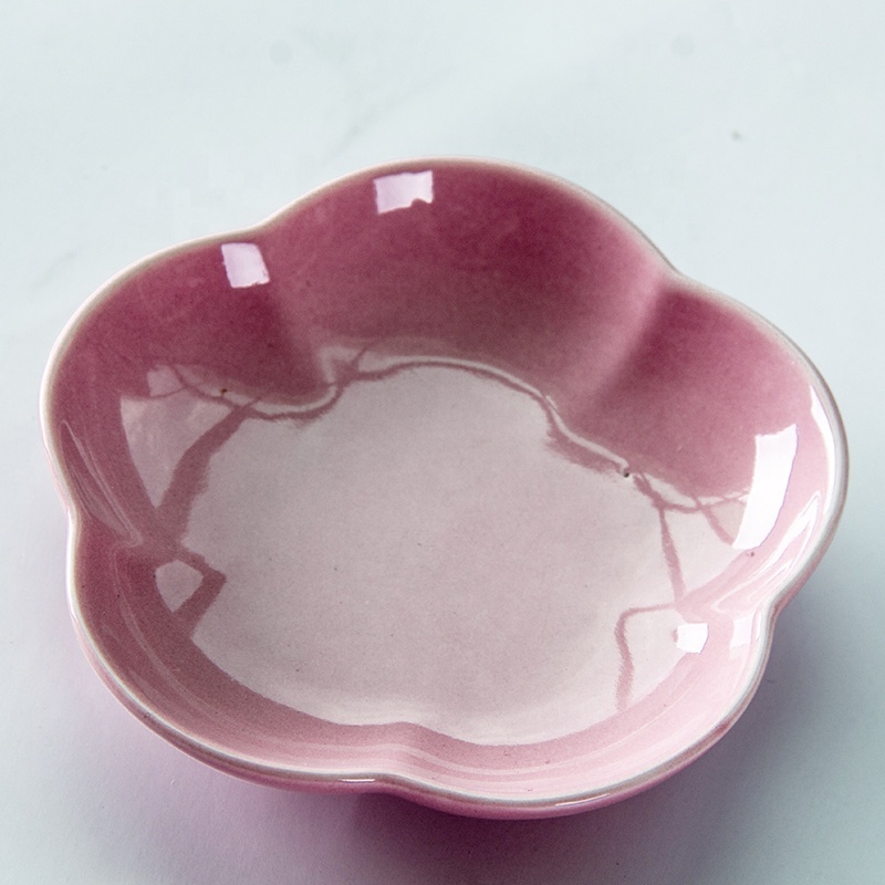 food grade cheap price ceramic dinnerware plates  pink and white color peach flower shape china ceramic plate saucer dishes