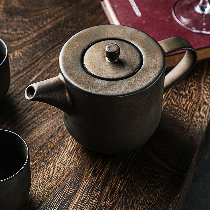 European coffee pot set with bamboo tray Delicate wine red porcelain tea set afternoon tea using retro teapot cups