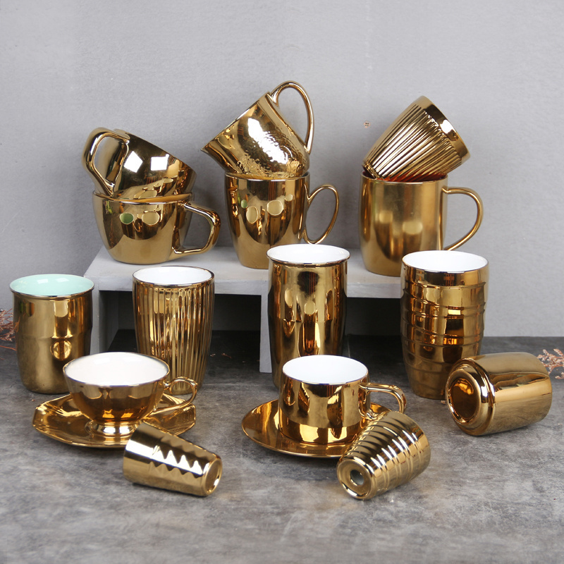 European style retro Ceramic Gold Coffee Cup mugs with gold handle porcelain cup with saucer luxury style tea table sets