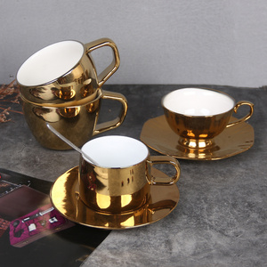 European style retro Ceramic Gold Coffee Cup mugs with gold handle porcelain cup with saucer luxury style tea table sets