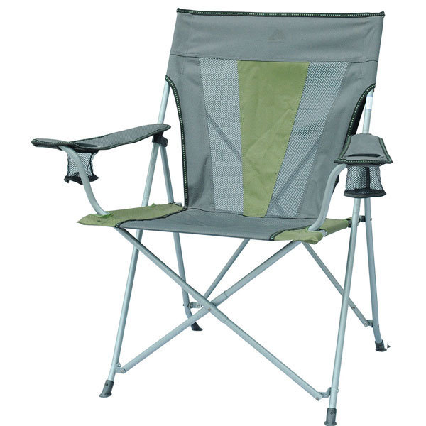 Foldable camping chair with foot rest