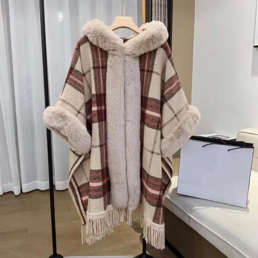 2021 plaid comfortable fabric loose thickened hooded plaid top trendy medium long  Fur shawl poncho