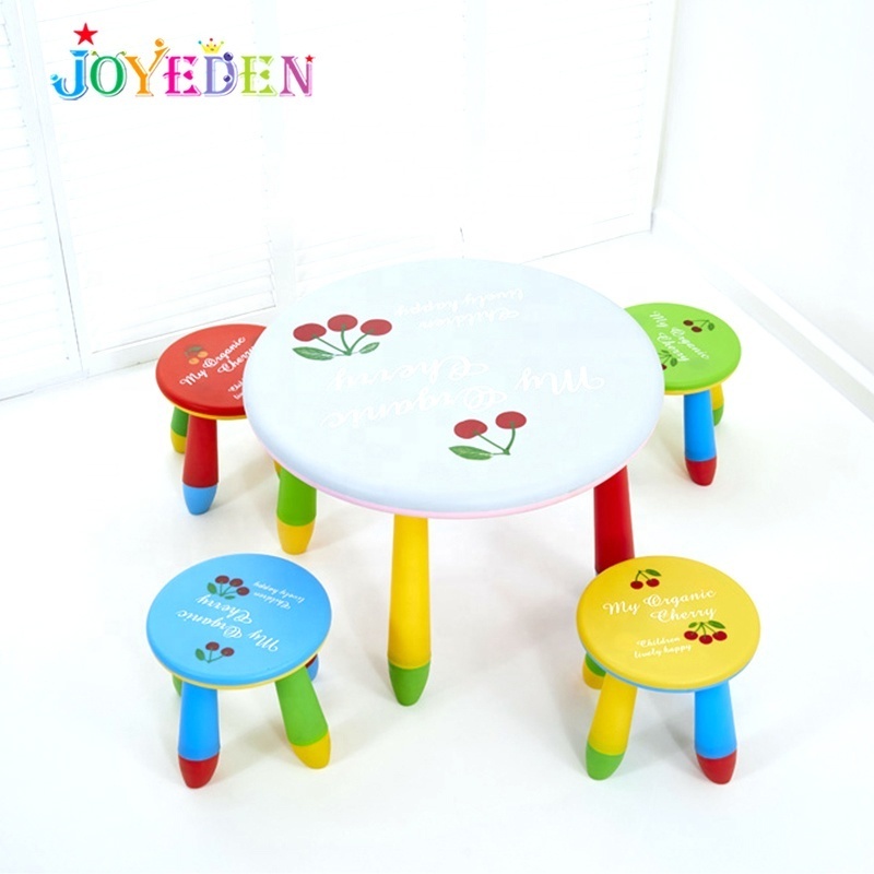 Low price newest round shape kids reading table and chair plastic kindergarten school furniture daycare Used