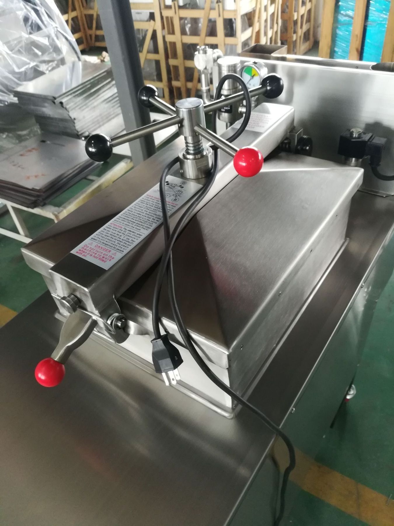 Low Price KFC Commercial Gas Pressure Fryer Chicken Broaster