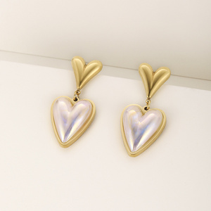 Cute 18K Gold Plated Chunky Dangling Heart Earring Tarnish Free Stainless Steel Drop Earrings For Women