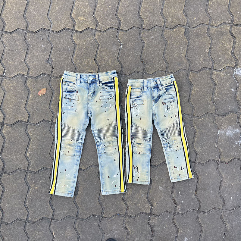 Denim Manufactured Customization 1-14 Years Old Kids Flared Fit Jeans Stacked Denim Jeans For Boys