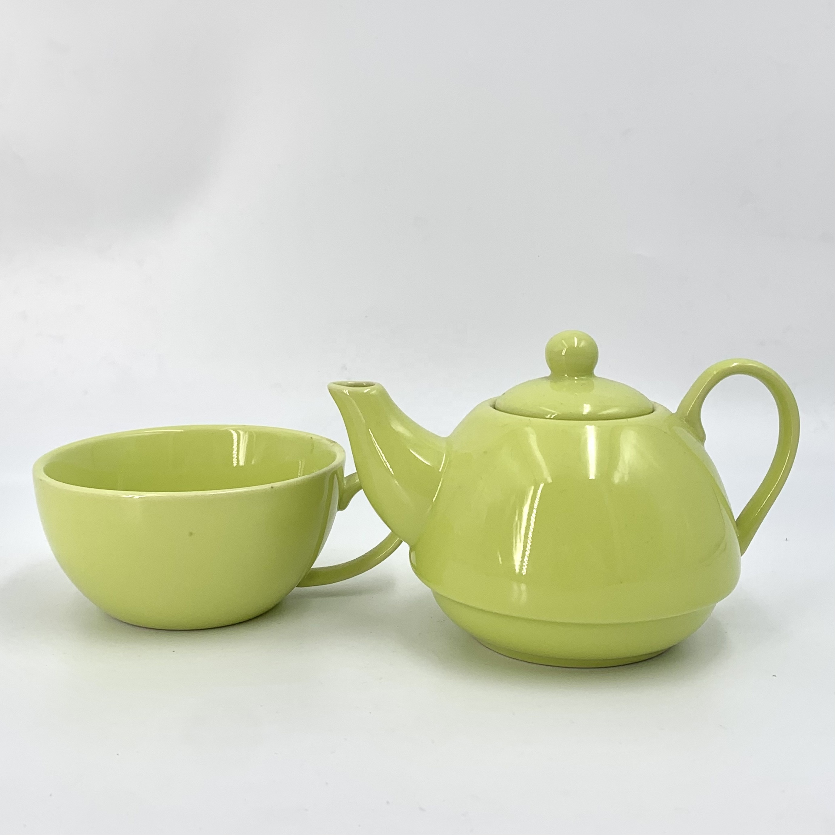 Wholesale Ceramic Tea Set One Set Tea Pot and Tea Cup Customized Classic Camping Office School Cup