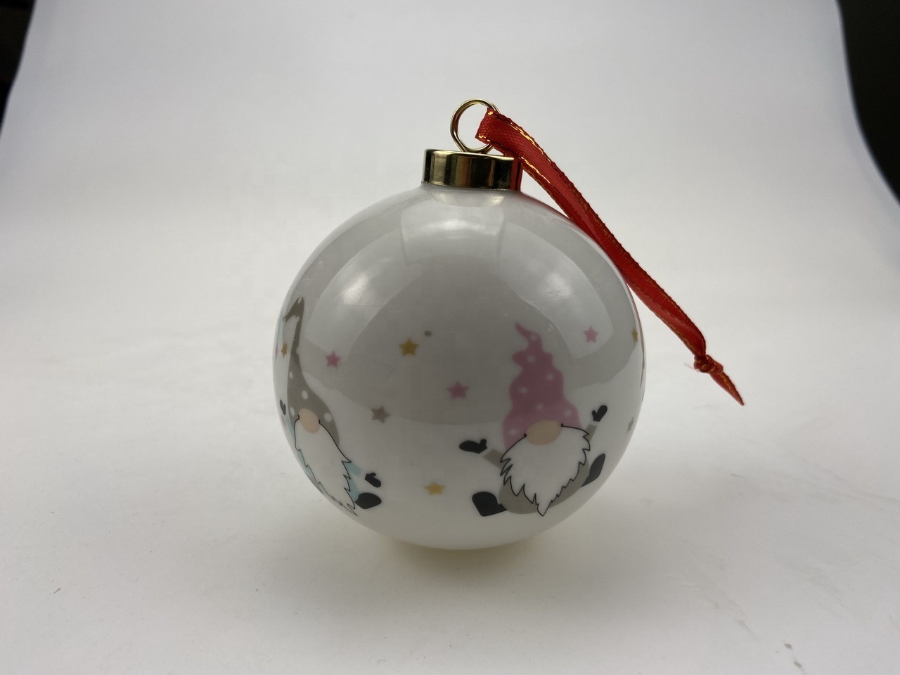 Christmas Wholesale Ceramic Ornaments Decal Print Xmas Ball Glazed Customized the Draws and LOGO Decoration for Tree