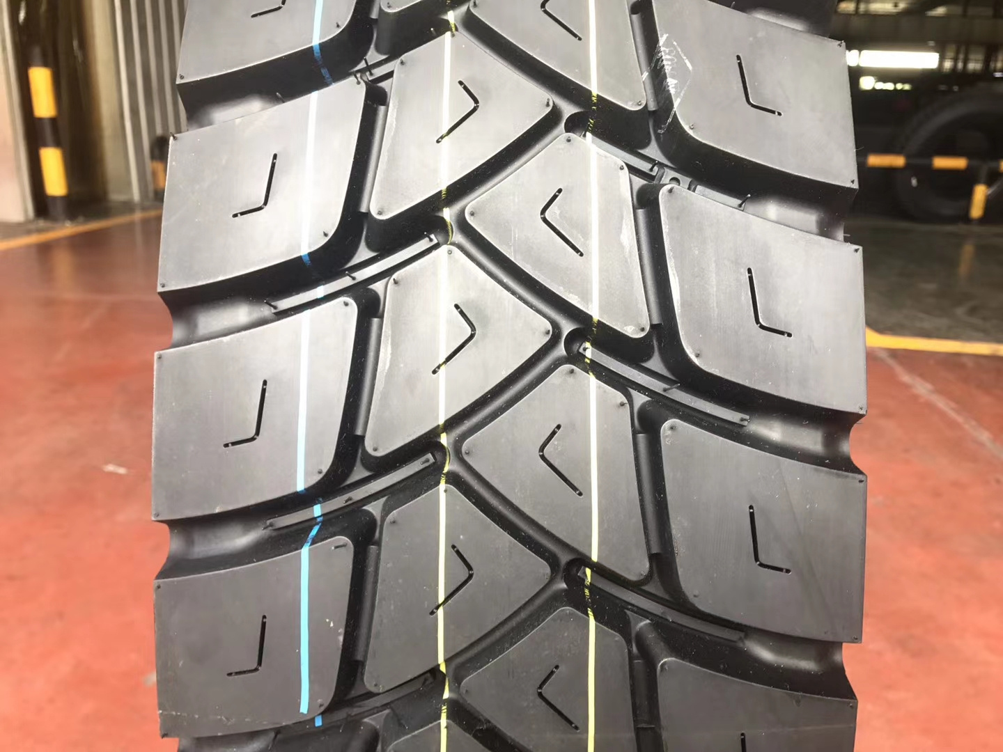 Xingyuan Tires Group Annaite/Hilo/Amberstone Off Road Truck Tires