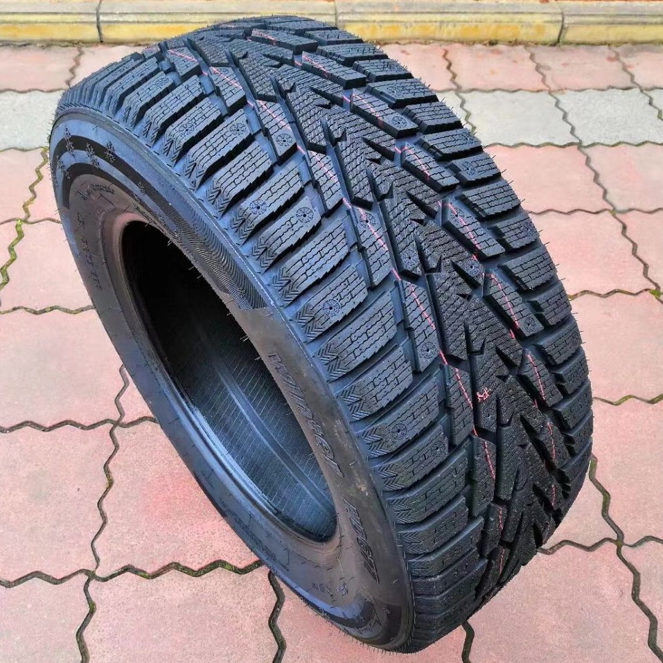 Passenger Car Tyres PCR Winter Snow Tires Studded Studdable Tyres 175/70r13 185/65r14 205/60r16 225/55r17 with Spike