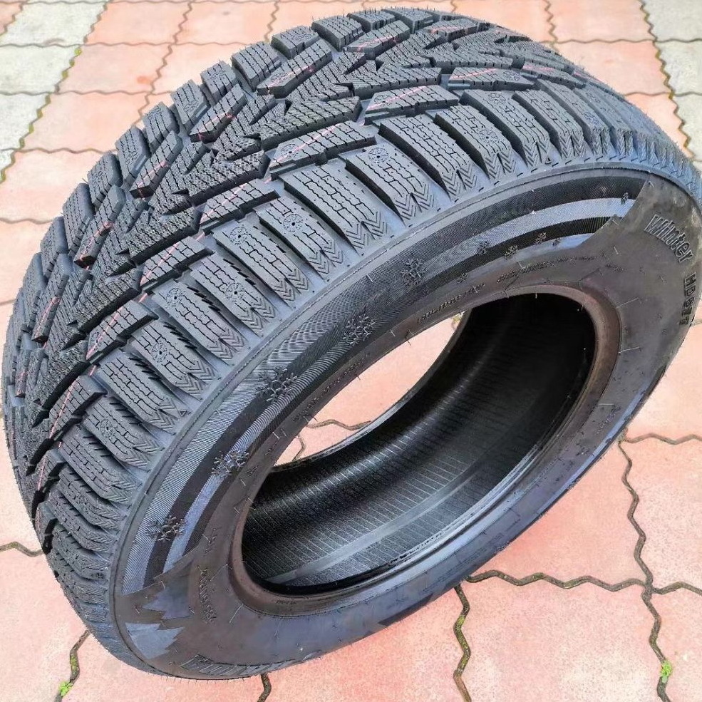 Passenger Car Tyres PCR Winter Snow Tires Studded Studdable Tyres 175/70r13 185/65r14 205/60r16 225/55r17 with Spike