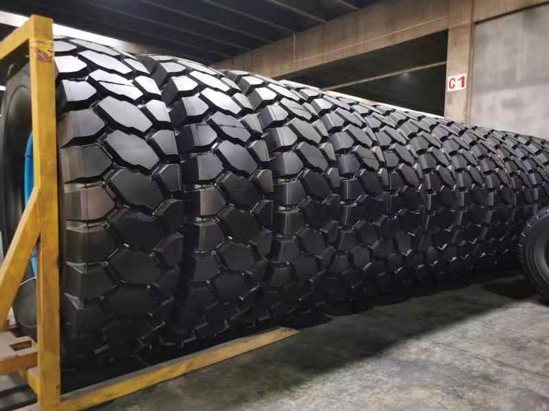 Earthmover Loader Tyre ADVANCE HILO OTR Tire E-4 24.00r49 27.00r49 36.00r51 40.00r57 33.00r51 27.00r49 37.00r57 40.00r57 L-4