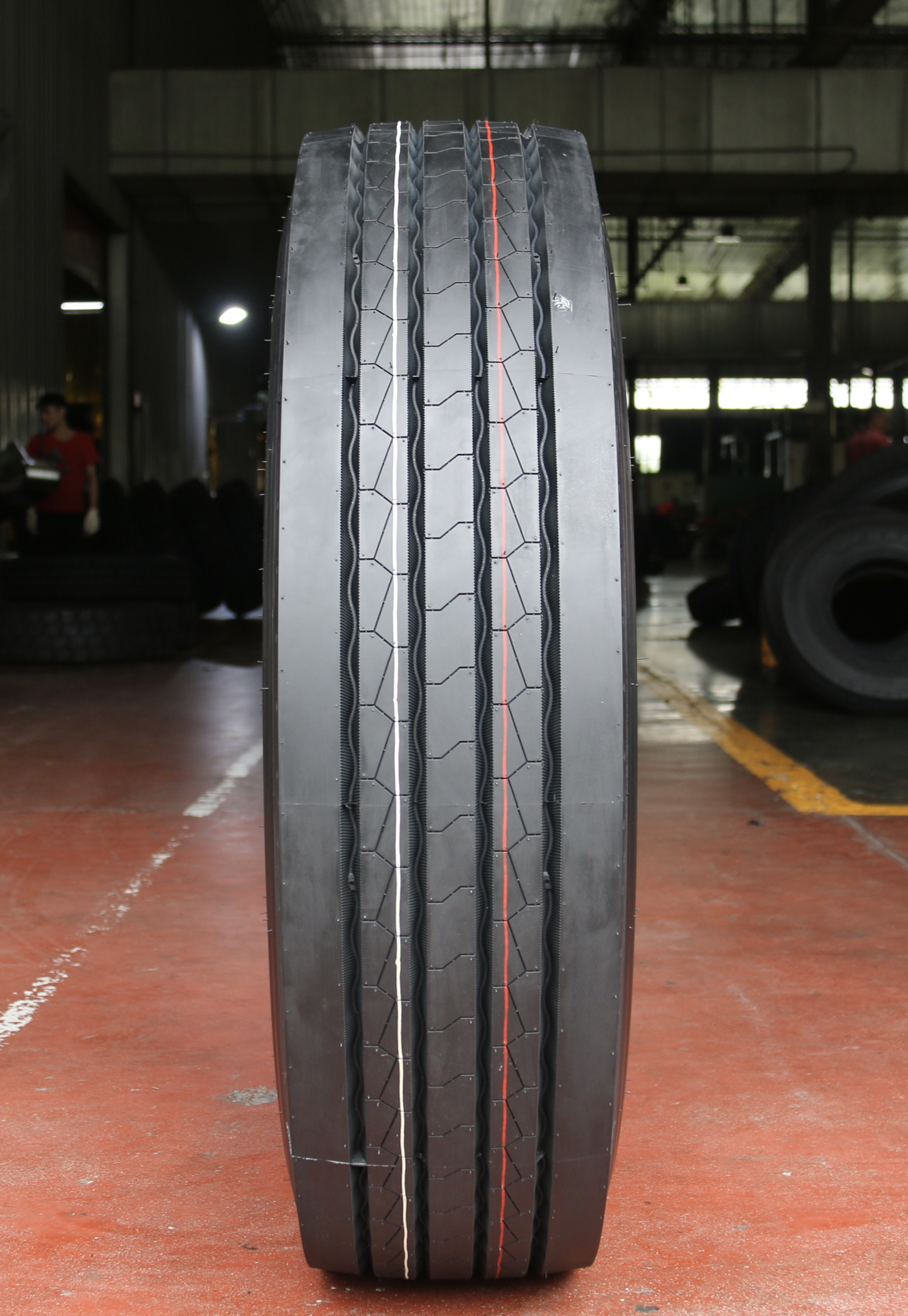 Top Quality Truck Bus Tyre 7.00r16 12r22.5 225/80r17.5 265/70r19.5 275/80r22.5 295/60r22.5 295/80r22.5 Truck Tyre