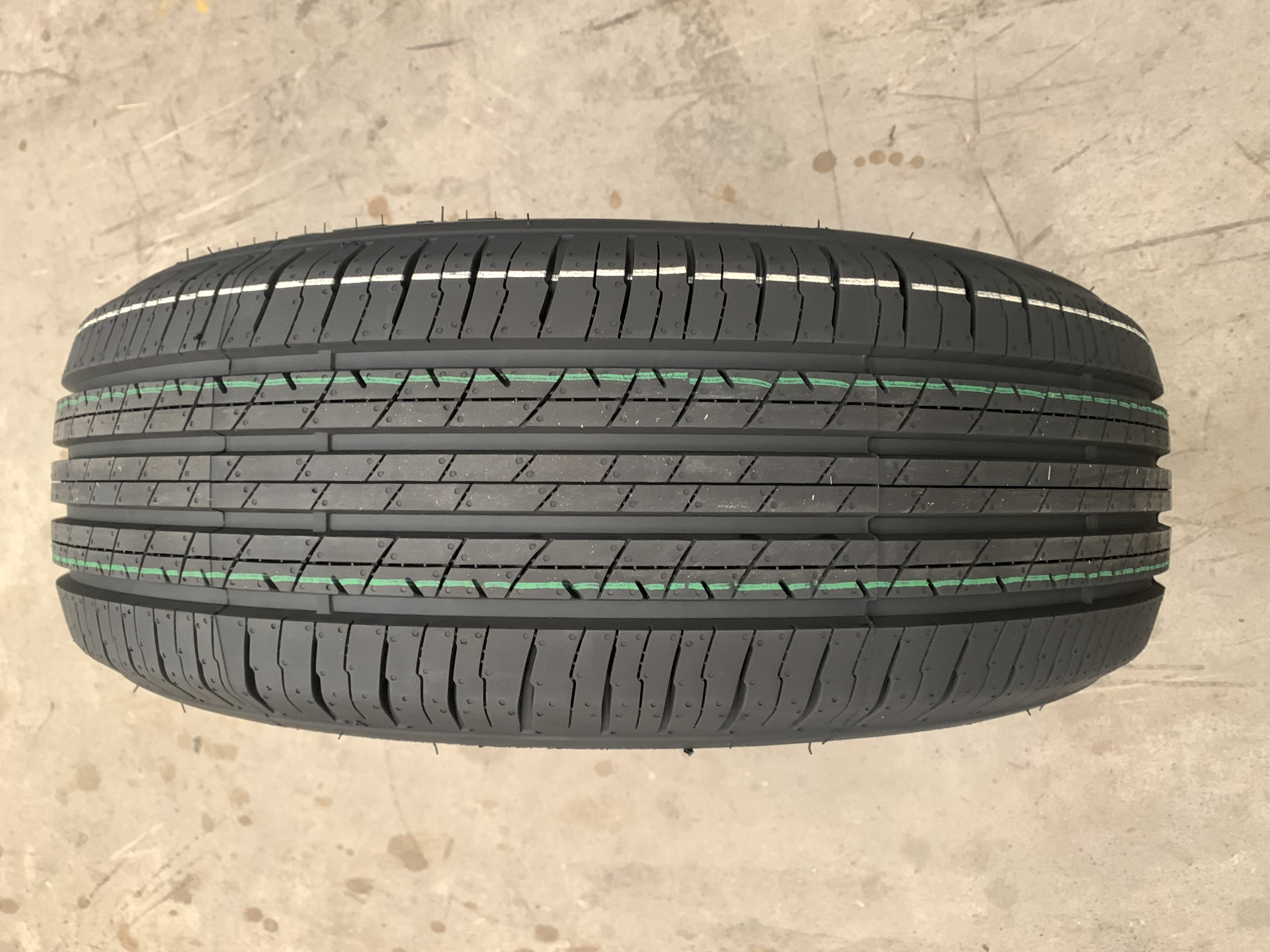 PCR Passenger Car Tyre Chinese Manufacturer 15 16 17 18 19 Tires 205/55R16 195/65R15 225/45ZR18 215/50R17 With Bulk Price