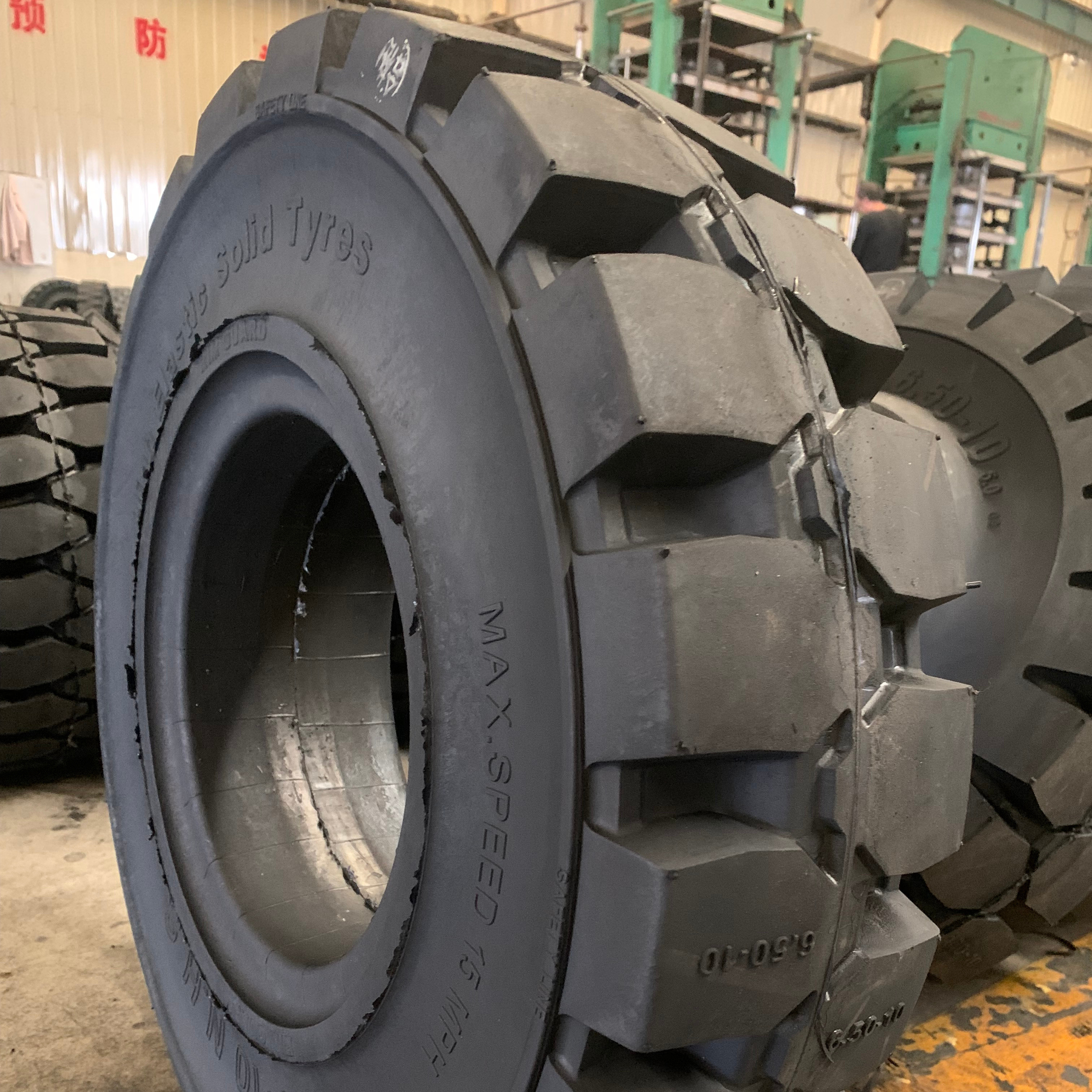 ADVANCE KUNLUN Radial Tyre 16.00R20 1600R20 335/80R20 365/80R20 14.00R20 for Dump Truck Mining off the road tyre