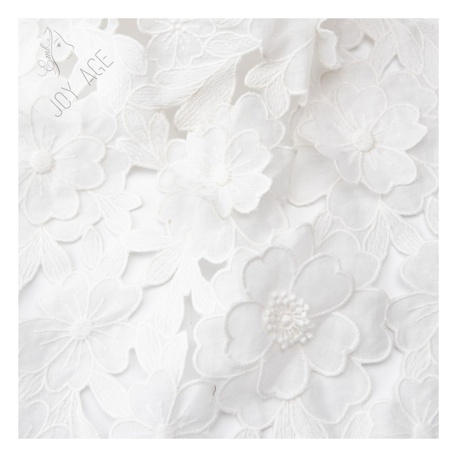 Trendy 3D Linen Blend White 3d Chemical Guipure Cotton Lace Flower Embroidery Fabric For Party Dress