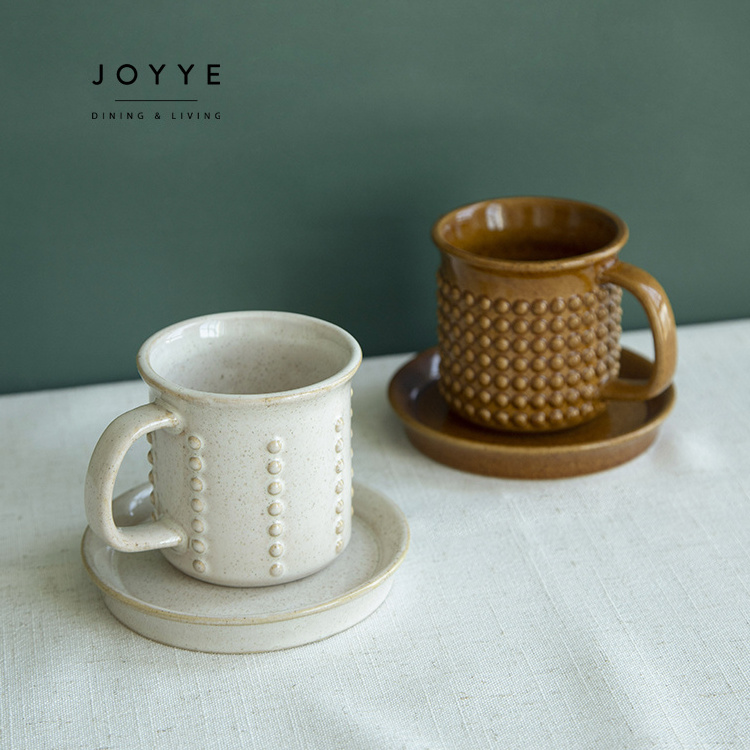 JOYYE Vintage Beige And Brown Debossed Ceramic Drinkware And Dinnerware Set With Tea Pot  / Coffee Mug Cup / Dinner Plate