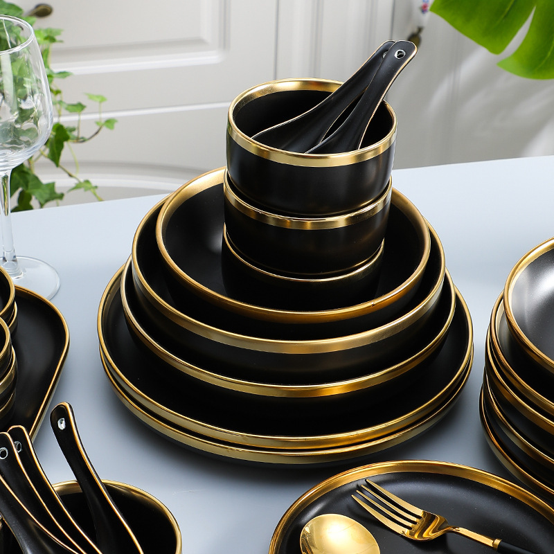 High quality Porcelain Luxury gift family dinnerware home hotel gold gilt crockery dinner sets