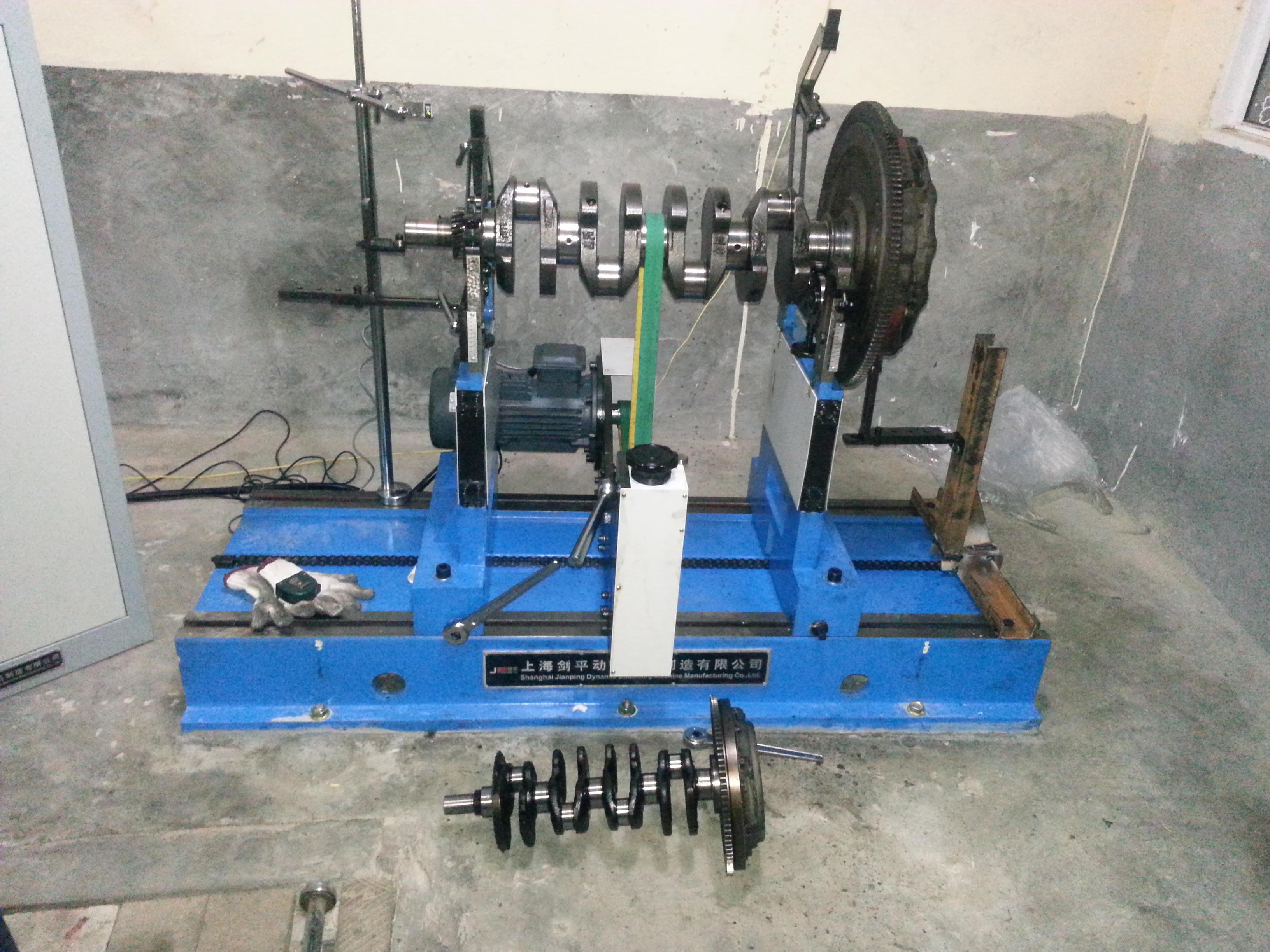 automatic crankshaft dynamic balancing machine