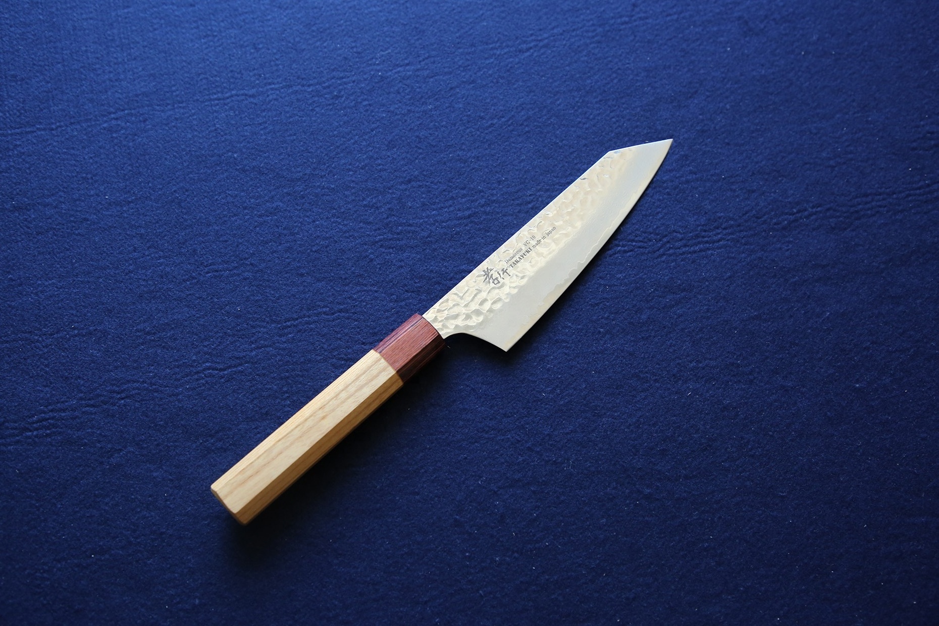 33 Layer Damascus Japanese Style Kitchen Knife