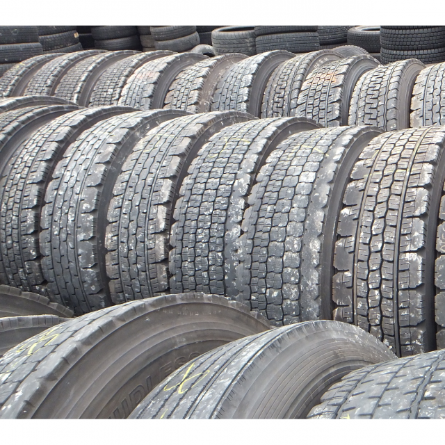 hot-selling Japanese truck tire used export 20FT order available