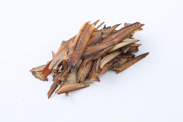 Rare raw material: KARESABABUSHI (dried mackerel) High-grade Japanese foodstuff, aged for one year, applied to Japanese cuisin