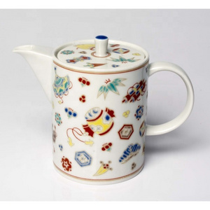 Hot Selling Kutani-ware Ceramic with Cute Treasure Designs Teapot Teapot SK-377 Takaradukushi