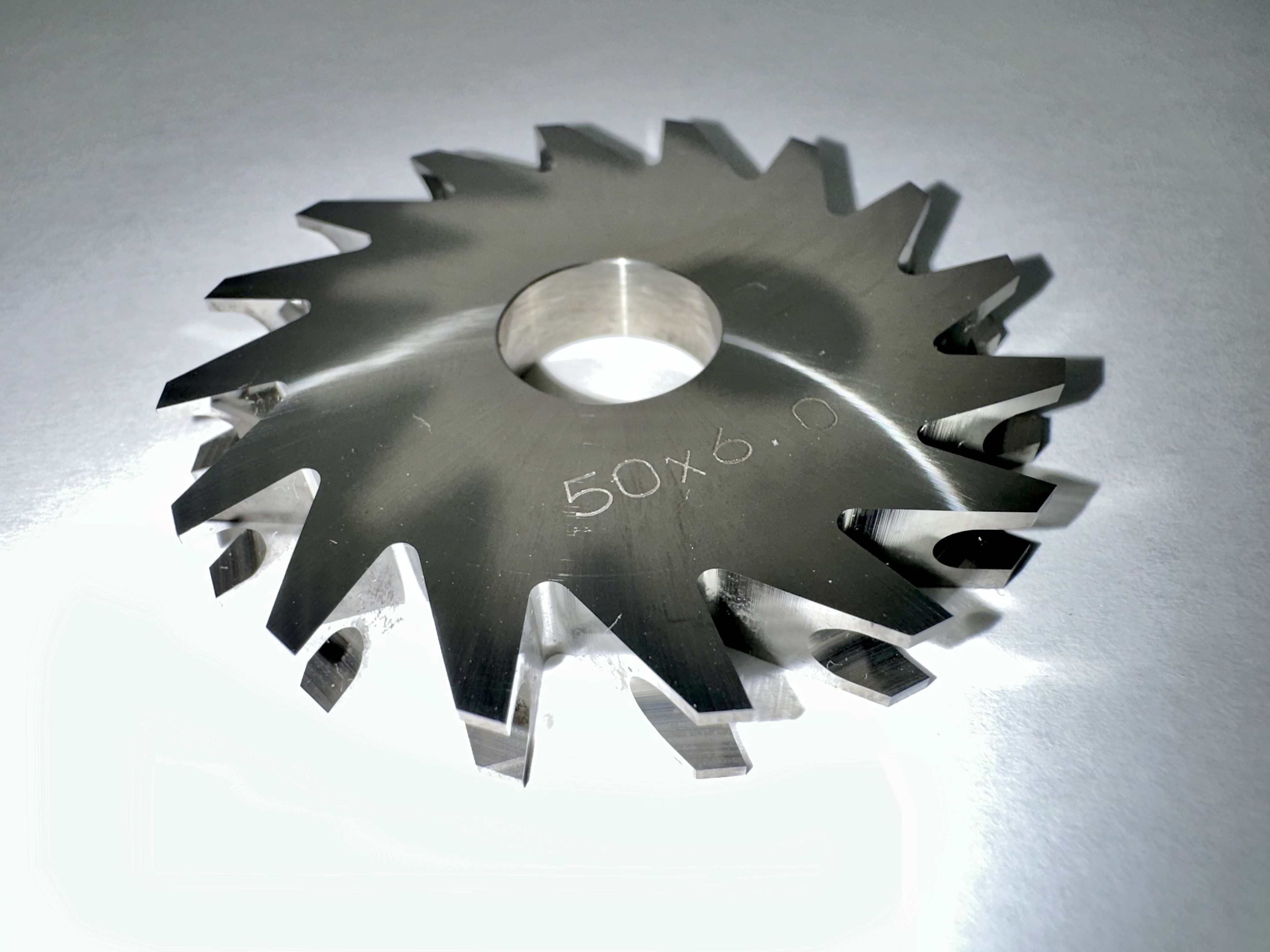 Custom-made small error metal cutting circular multi saw blade