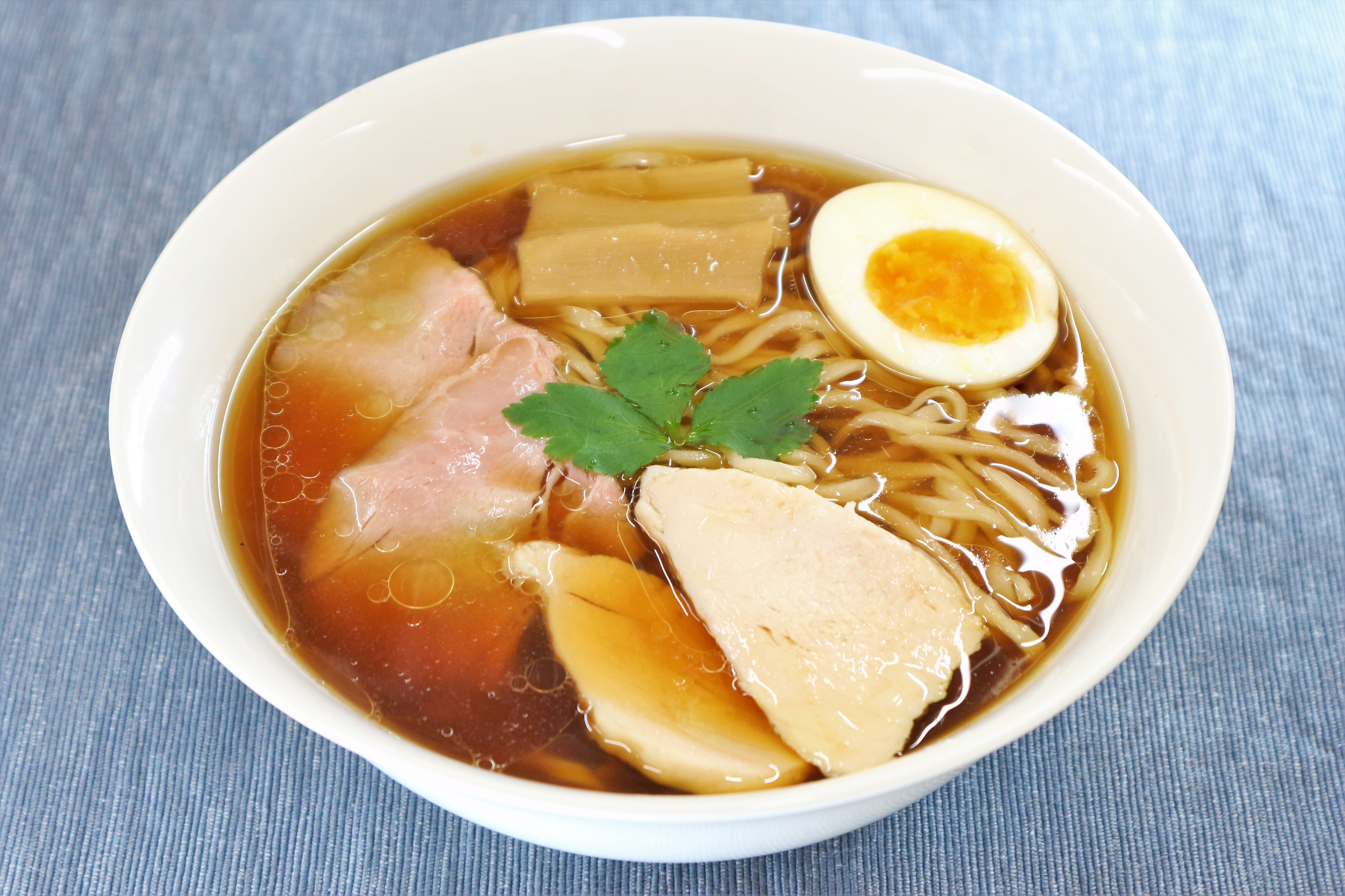 Soy Sauce Flavor Ramen Tokkyu Chushi Umadaki Pork Bone Broth Soup