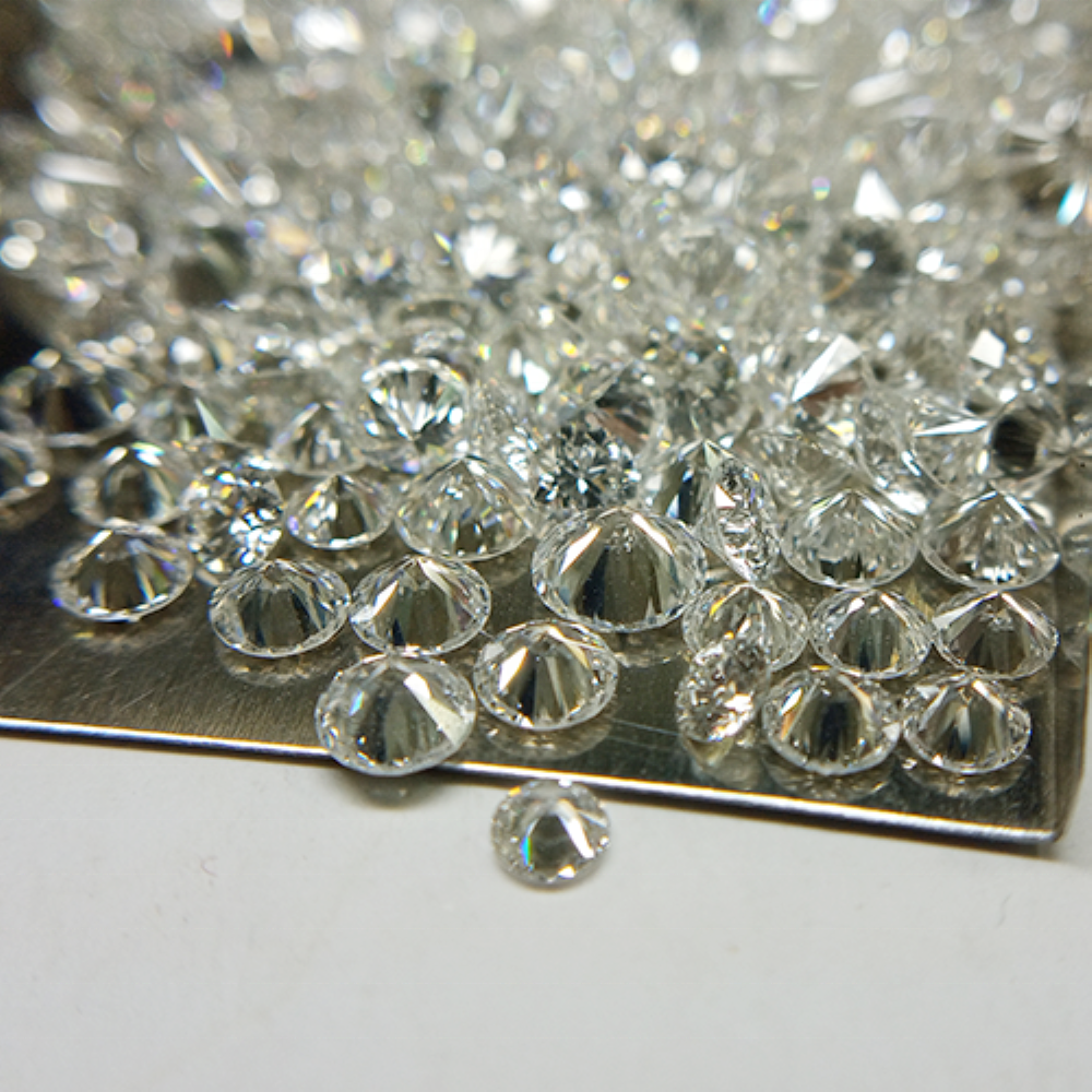 Loose Cvd - HTHP Diamond DEF color VVS round small size loose lab grown cvd hpht 1.5mm size diamond